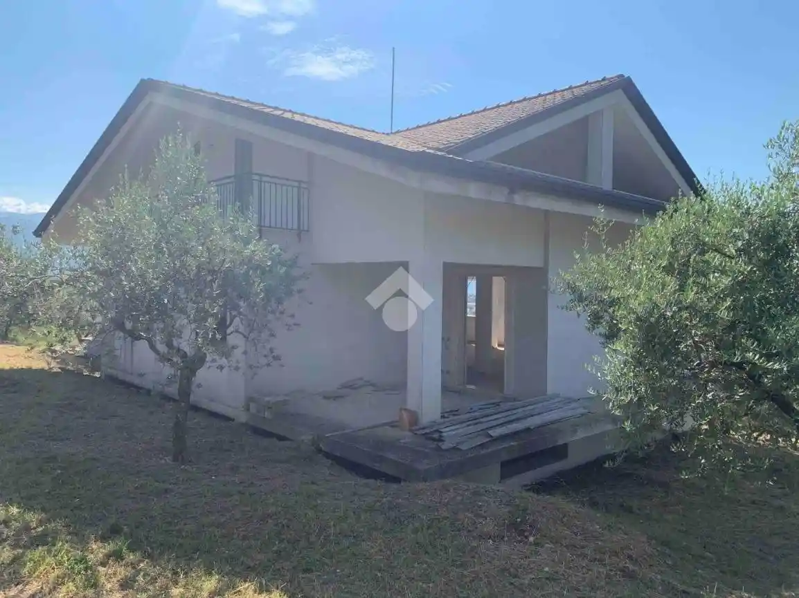 Villa in vendita a Alatri