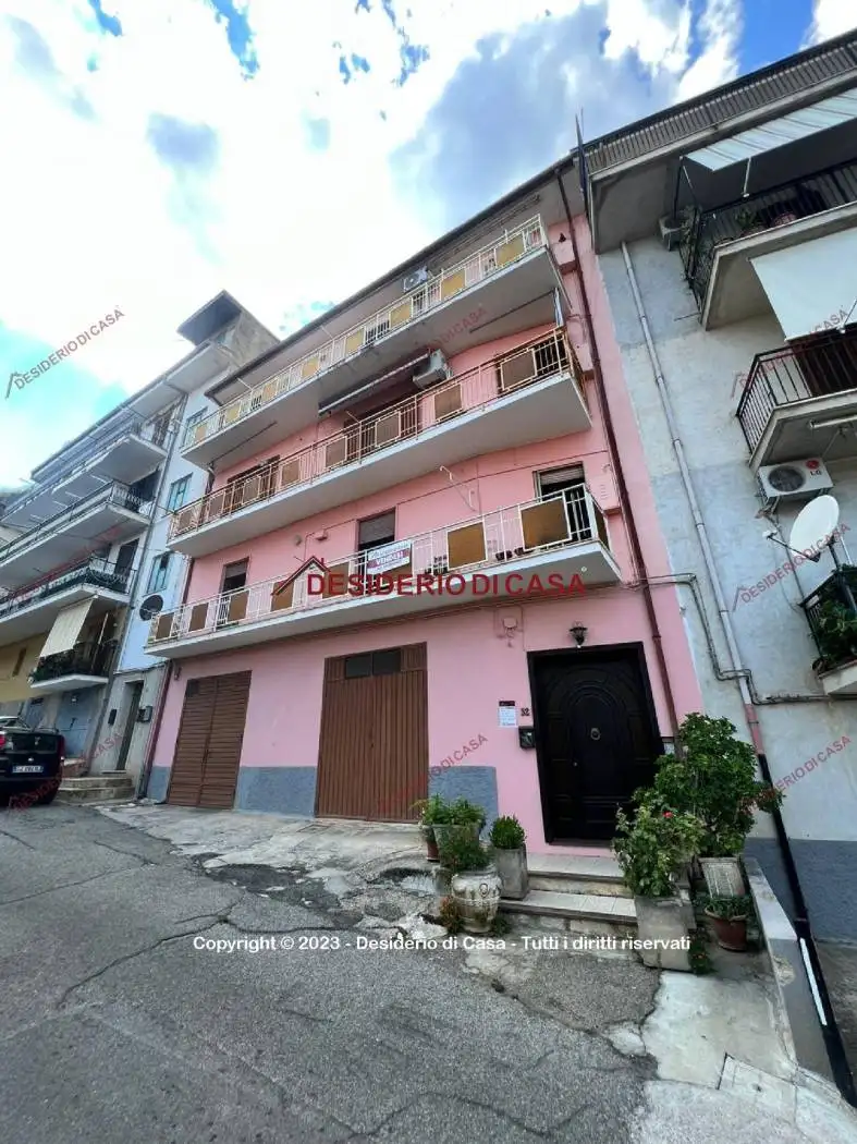 Appartamento in vendita a Cassano all'Ionio