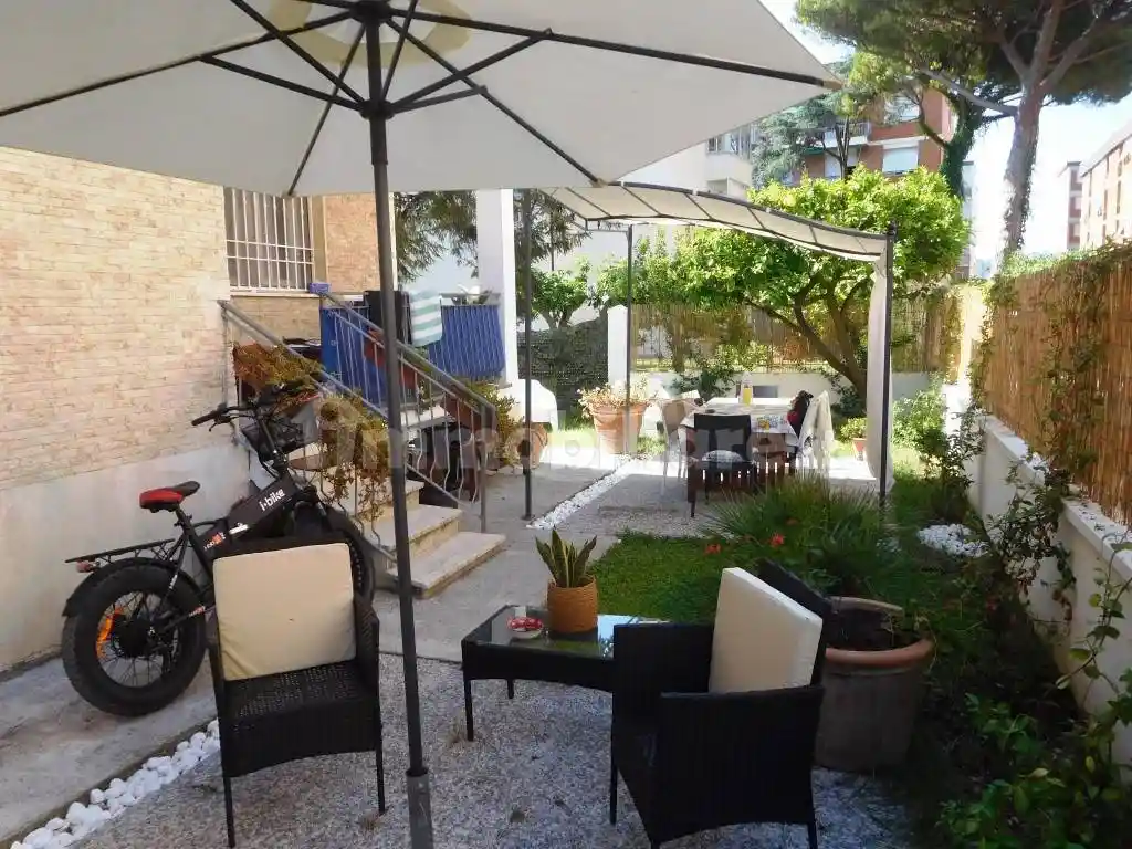 Appartamento in vendita a Livorno