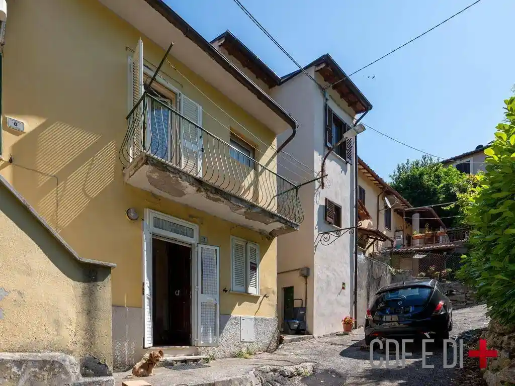Casa indipendente in vendita a Rieti