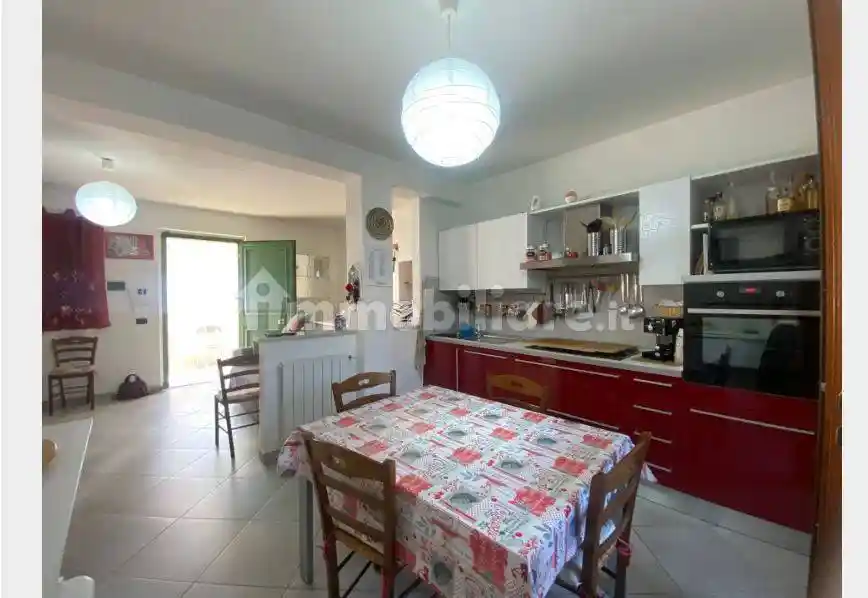 Appartamento in vendita a Carrara