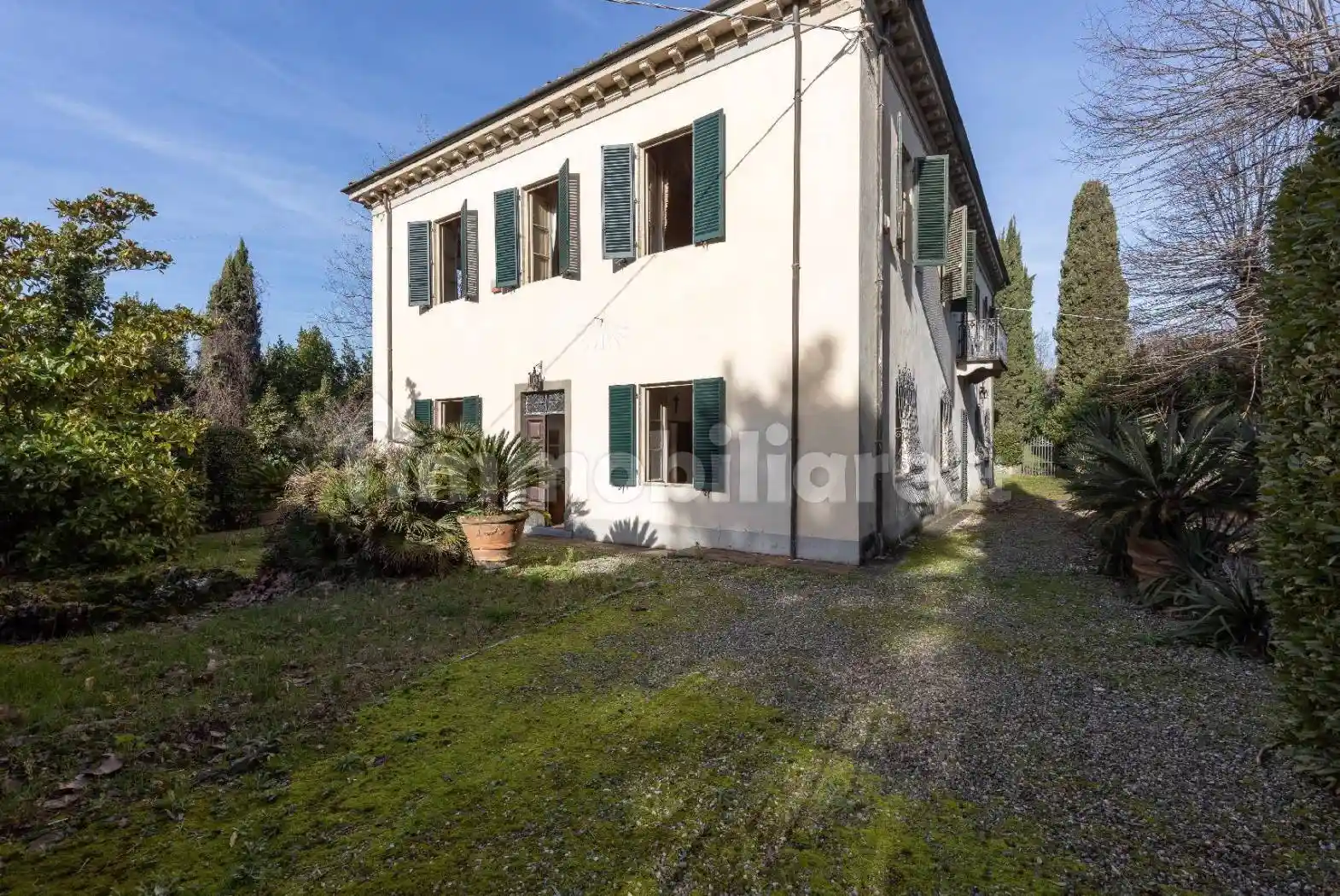 Villa in vendita a Lucca