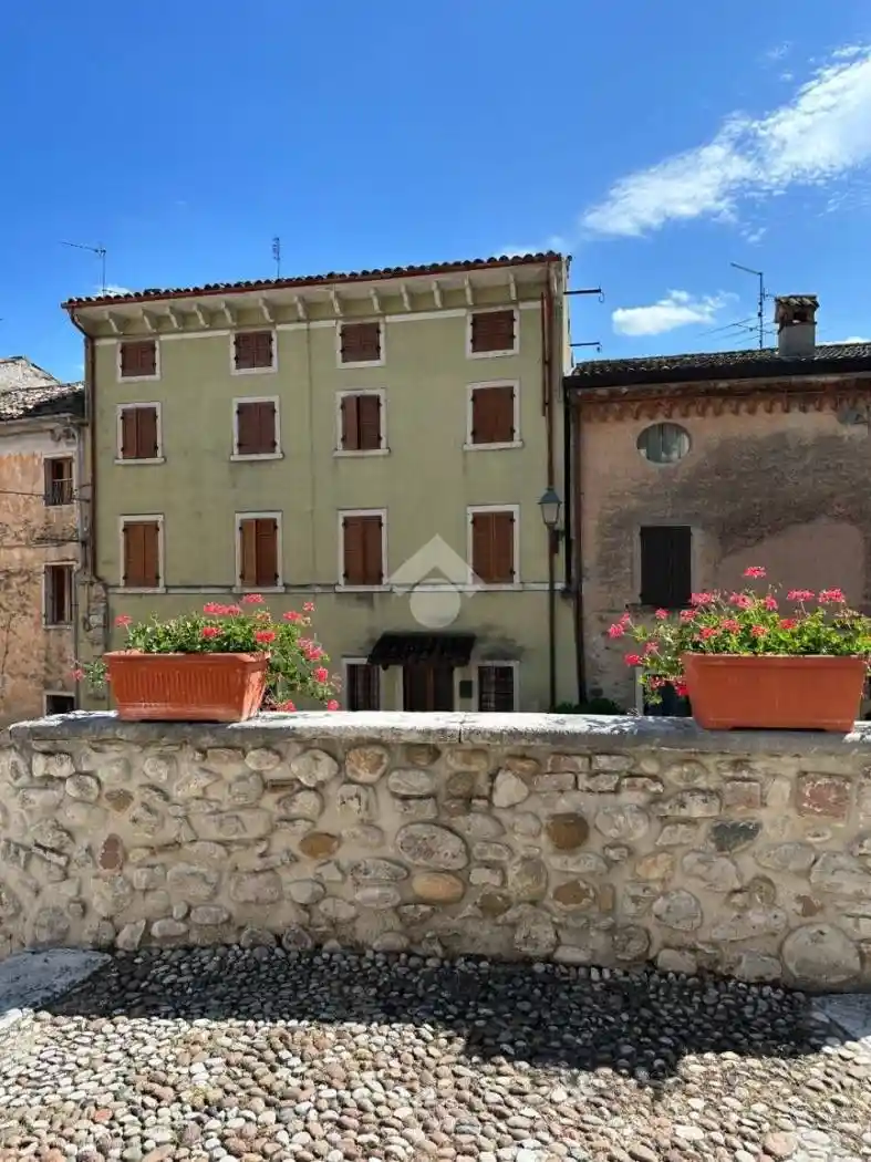 Casa indipendente in vendita a Lazise