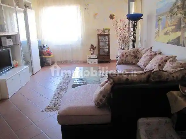 Appartamento in vendita a Sarzana