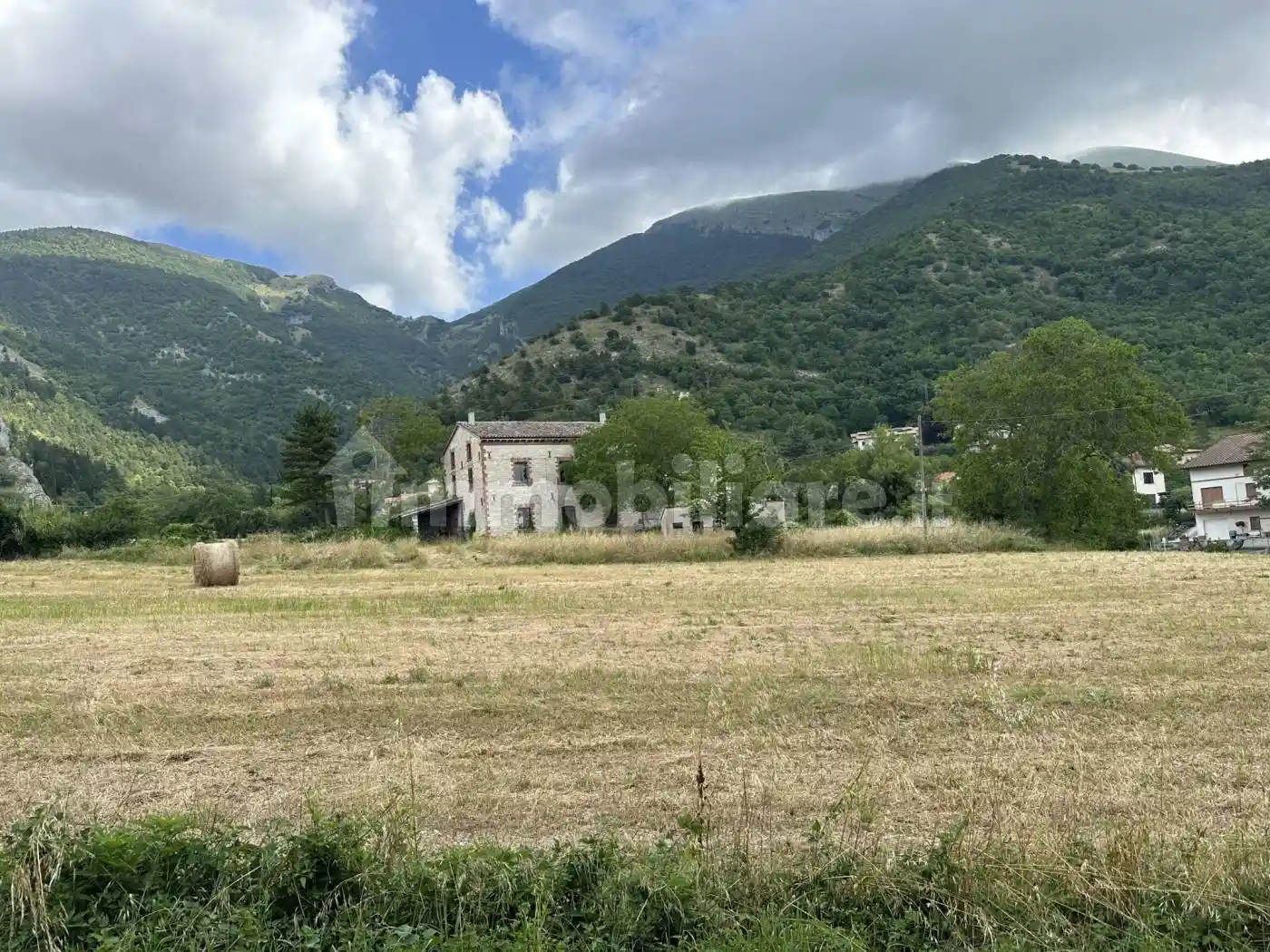 Rustico - Casale in vendita a Costacciaro