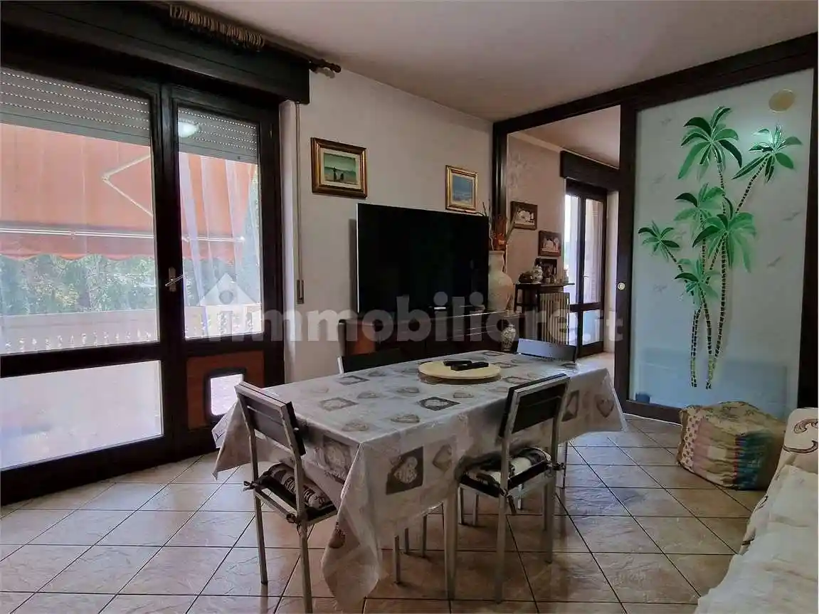 Appartamento in vendita a Borgomanero