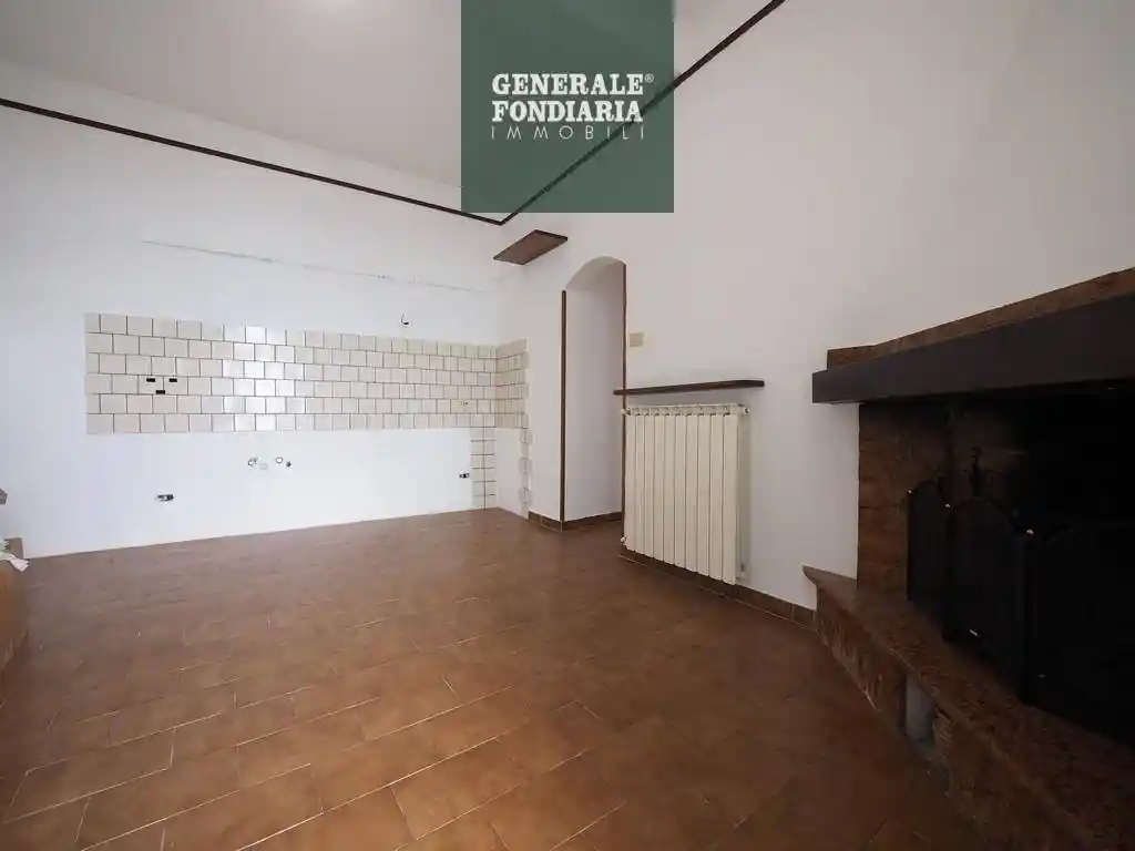 Casa indipendente in vendita a Follo