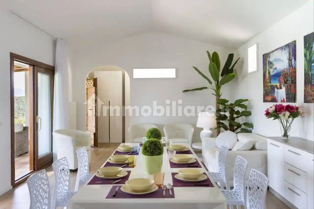 Villa unifamiliare, ottimo stato, 320 m², San Giovanni, Sole Ruiu, Olbia - foto 5