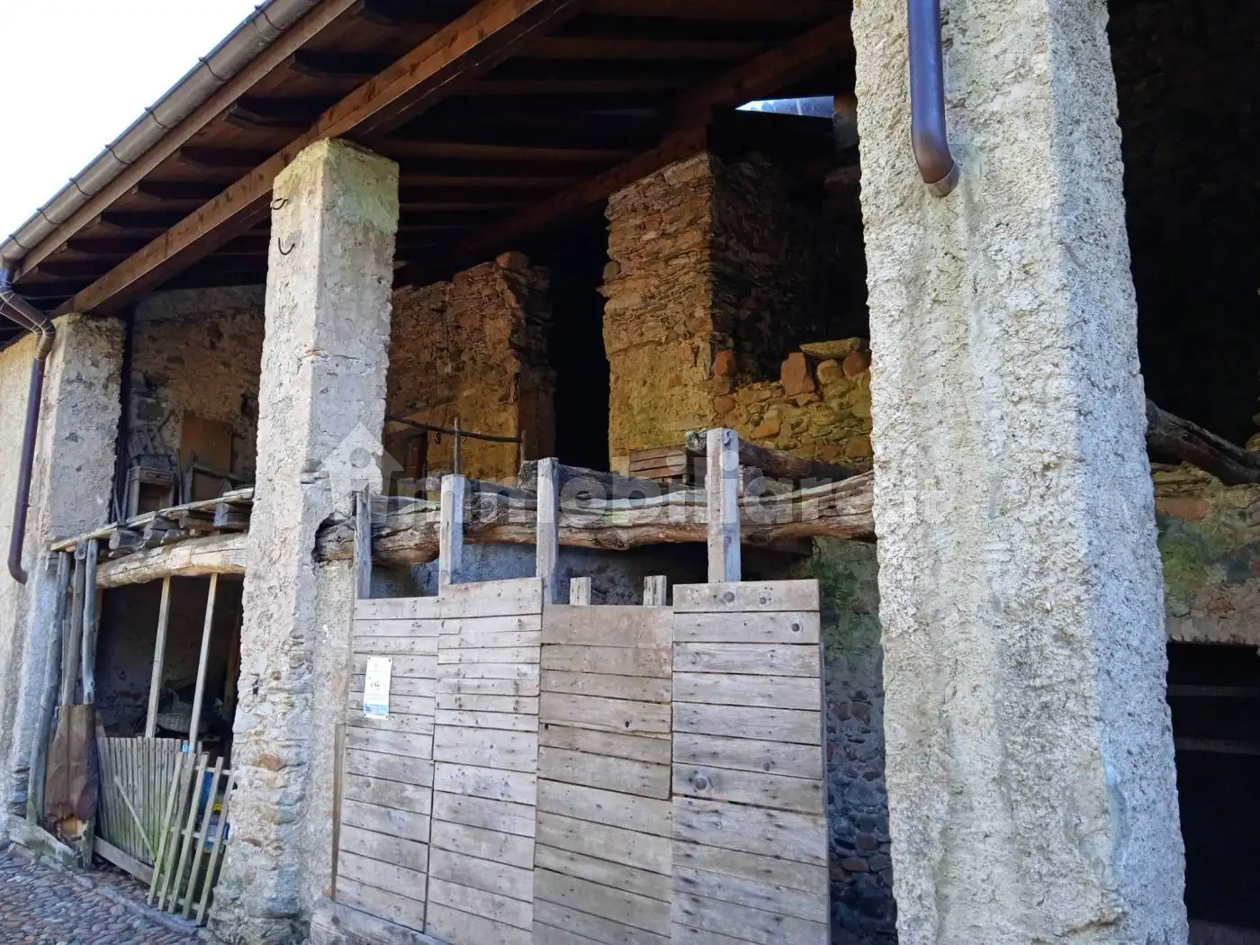 Cascina via Monte Grappa 3, Brinzio - foto 2