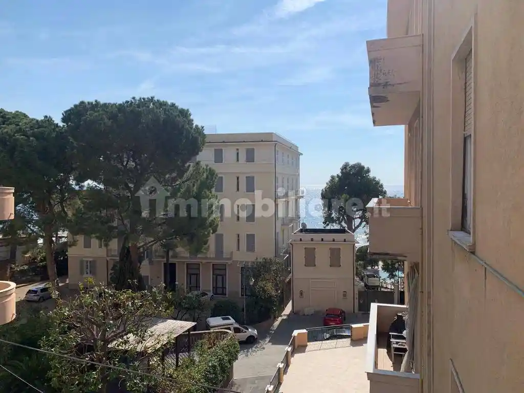 Appartamento in vendita a Alassio