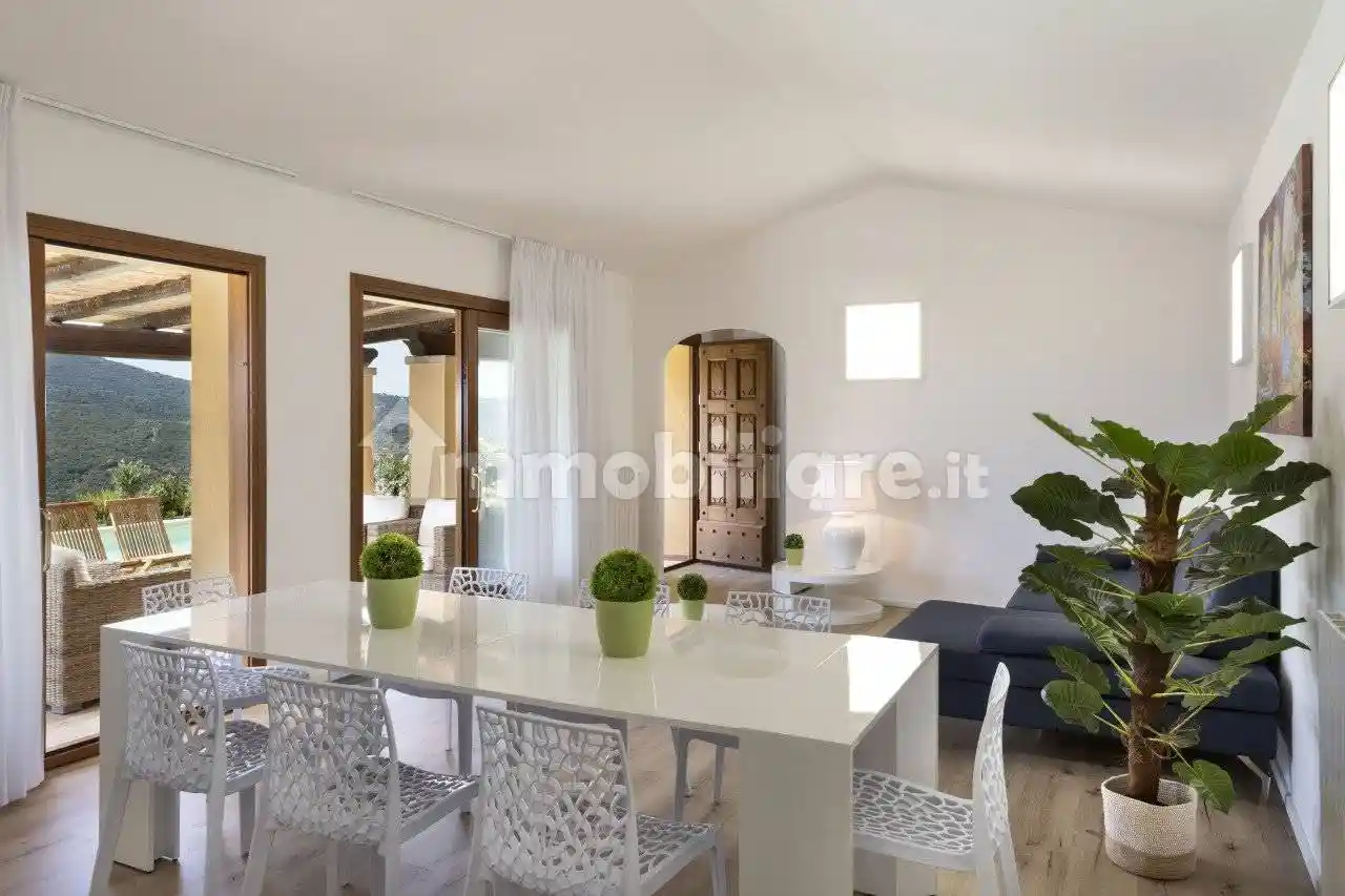 Villa unifamiliare, ottimo stato, 280 m², San Giovanni, Sole Ruiu, Olbia - foto 5