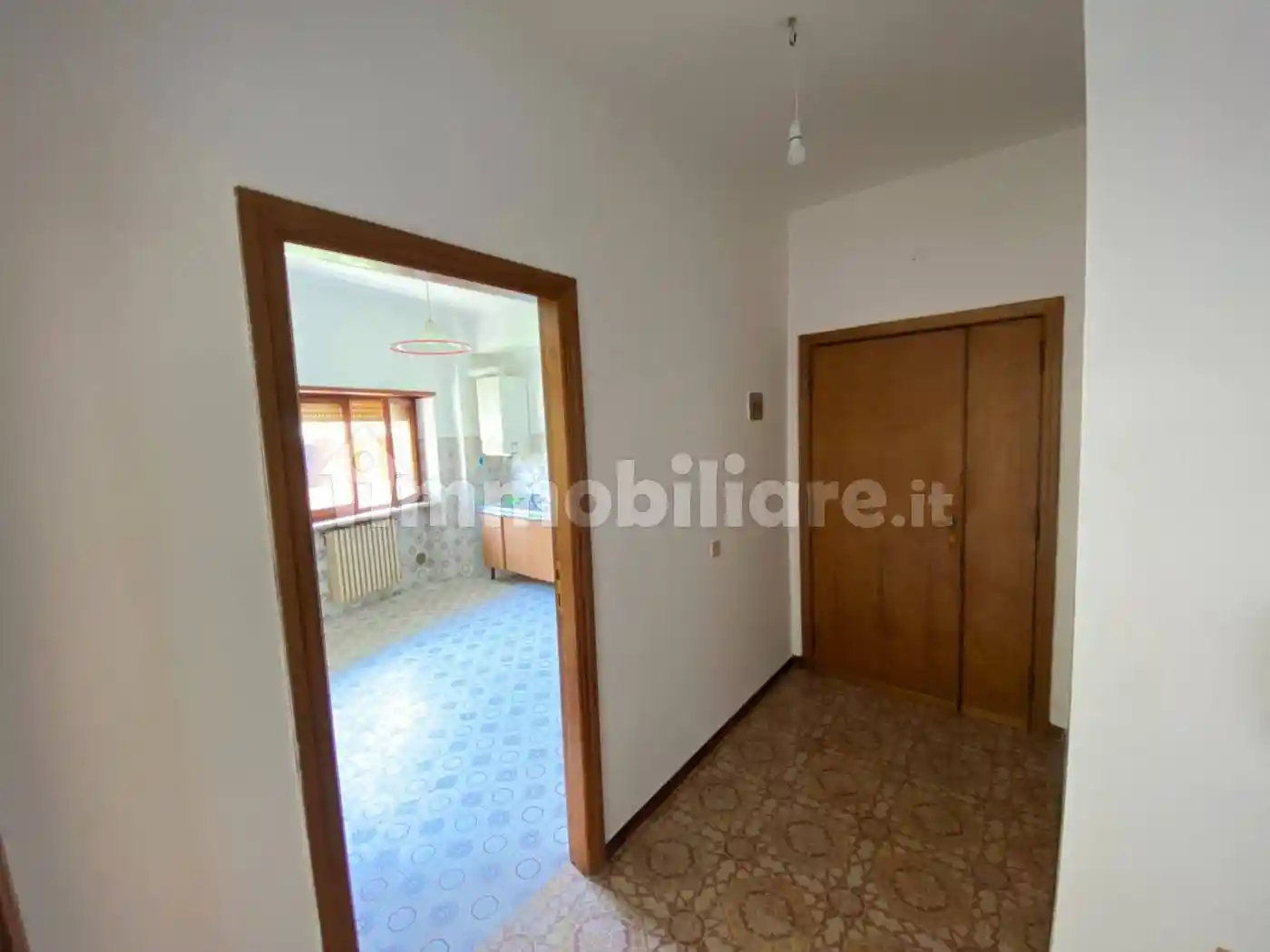 Trilocale via Vittorio Veneto 8, Centro, Tagliacozzo - foto 2