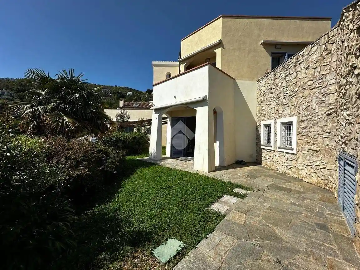 Appartamento in vendita a Spotorno