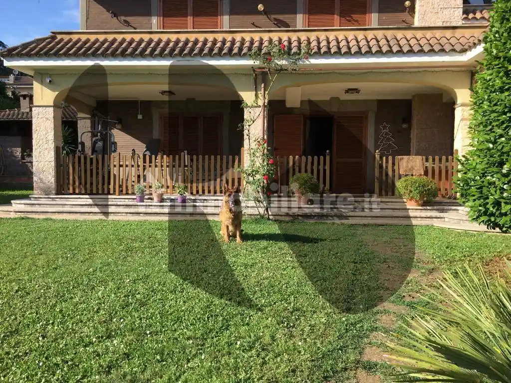 Villa in vendita a Rocca Priora