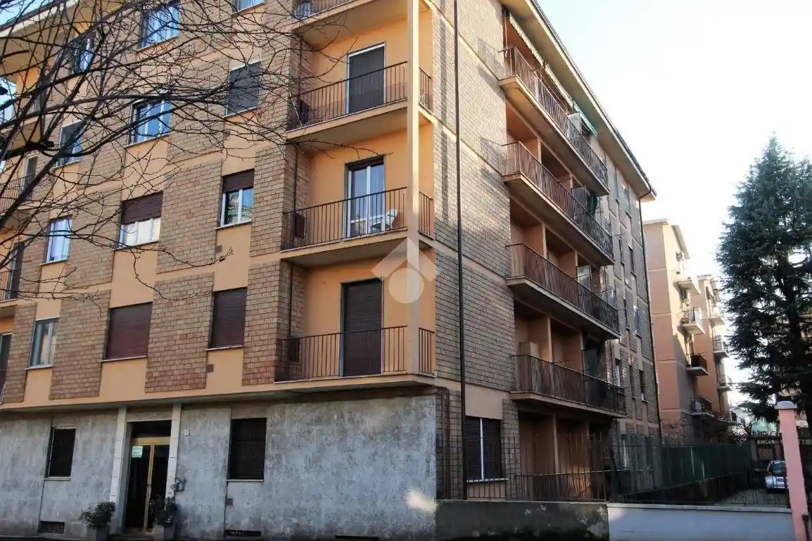 Appartamento in affitto a Pavia