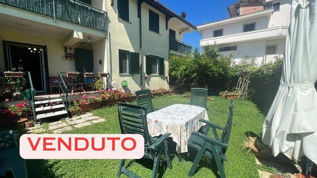 Appartamento in vendita a Broccostella