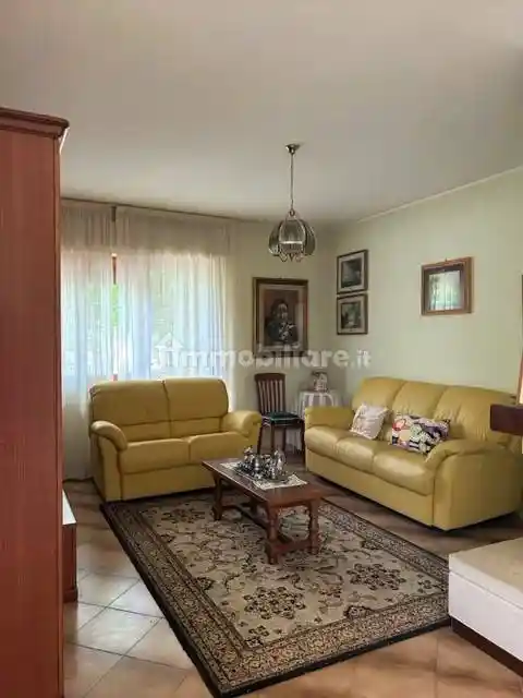 Villa bifamiliare via Gabriele D'Annunzio 28, Alanno - foto 2