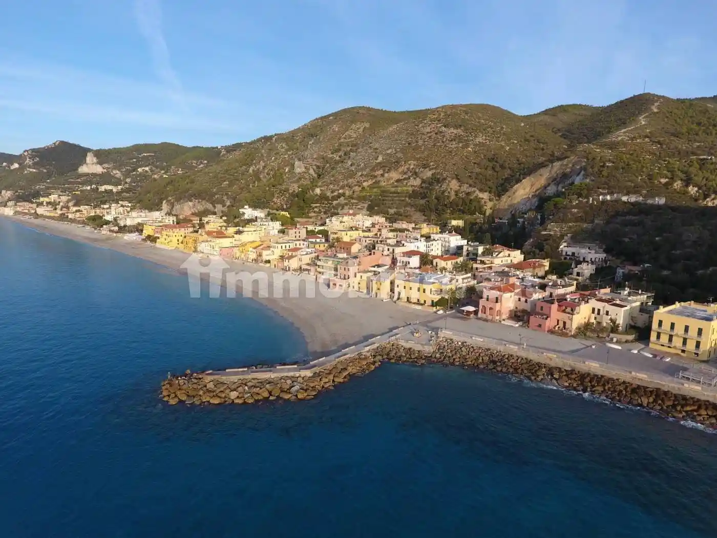 Attico - Mansarda in vendita a Finale Ligure
