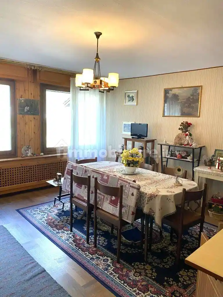 Villa in vendita a Chiesa in Valmalenco