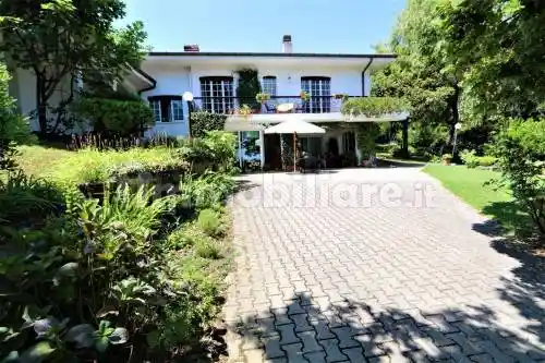 Villa unifamiliare via Versilia, Centro, Roseto degli Abruzzi - foto 3