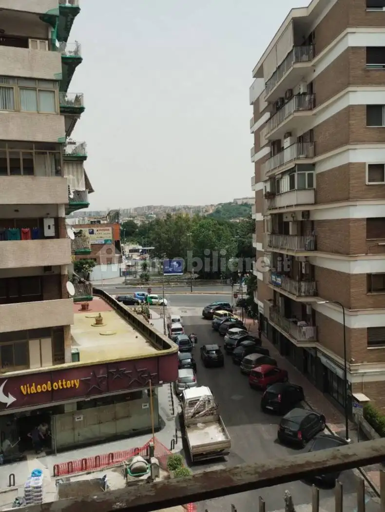 Appartamento in vendita a Napoli