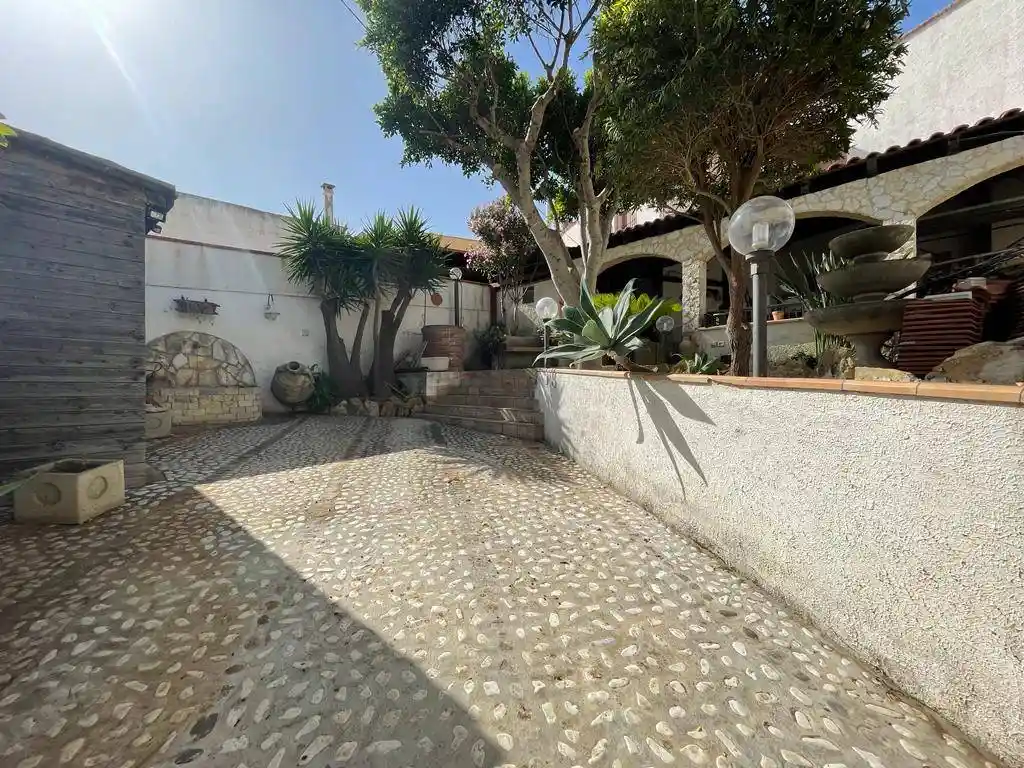 Casa indipendente in vendita a Trapani