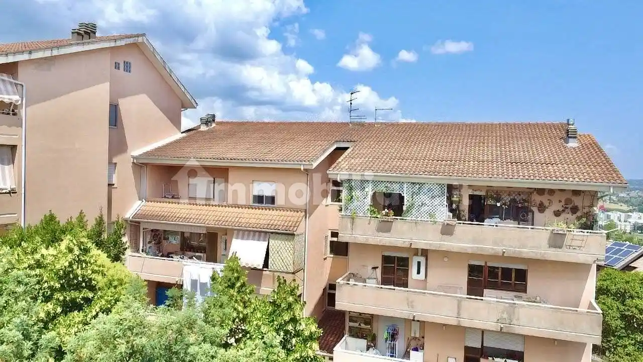 Trilocale via Benvenuto Cellini, Roges, Rende - foto 3