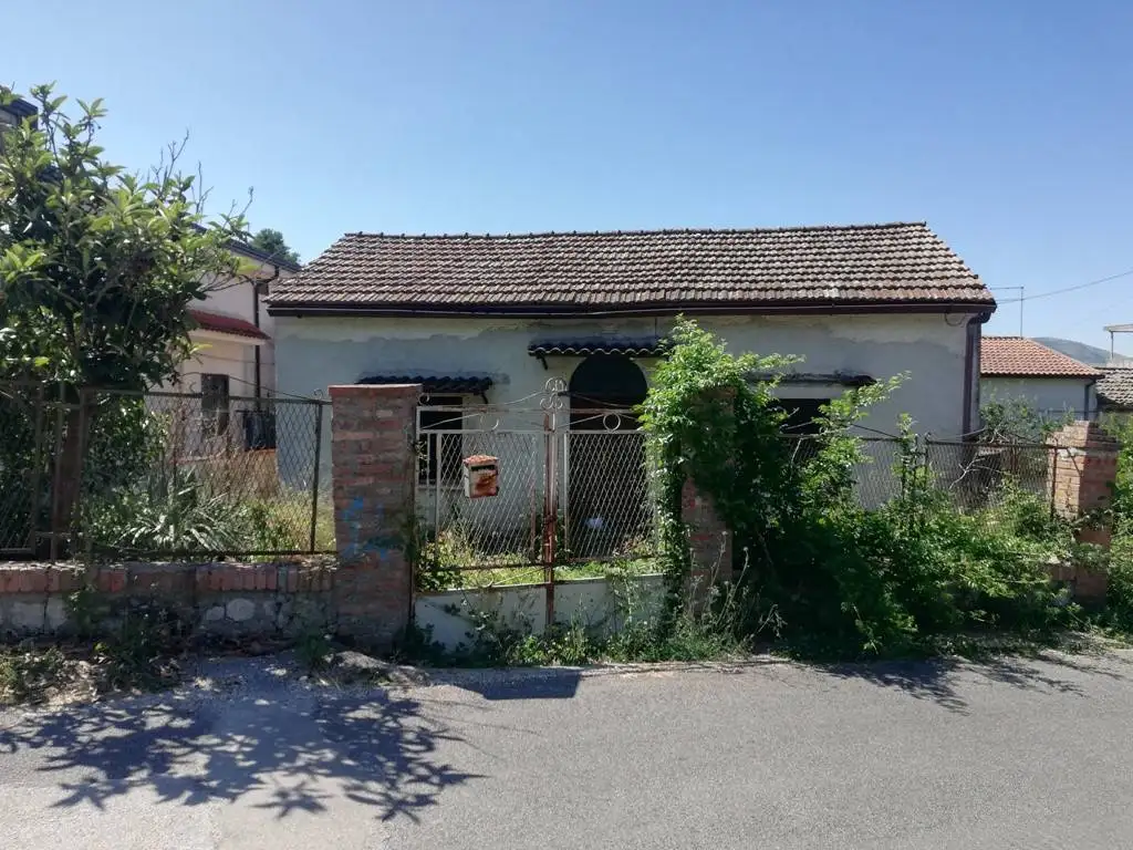 Villa in vendita a Piana di Monte Verna