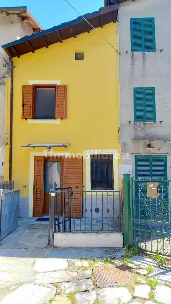 Casa indipendente in vendita a Vagli Sotto