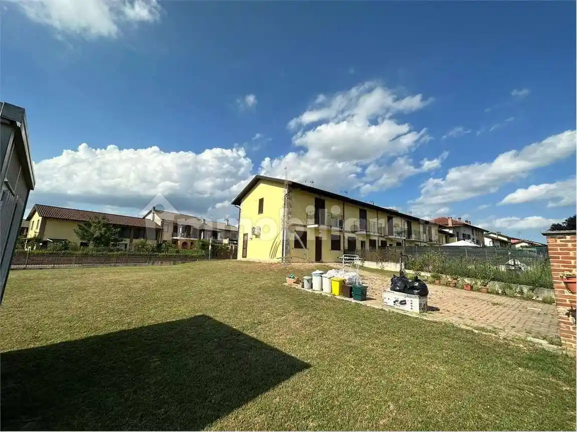 Casa indipendente in vendita a Villanova d'Asti