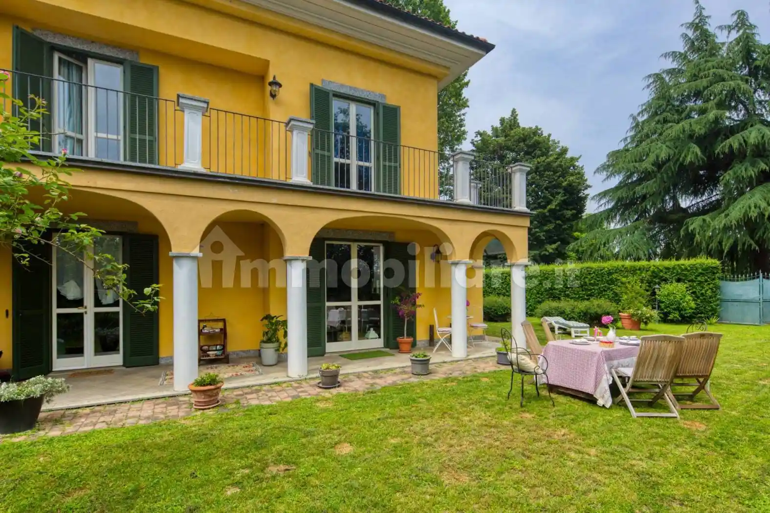 Villa in vendita a Castagneto Po