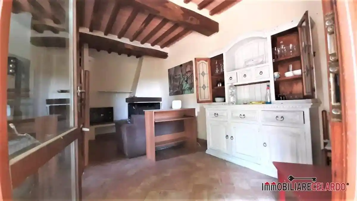 Appartamento in vendita a Radicondoli