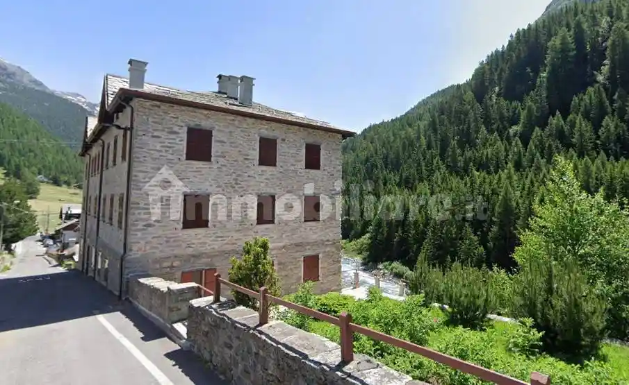 Appartamento in vendita a Chiesa in Valmalenco