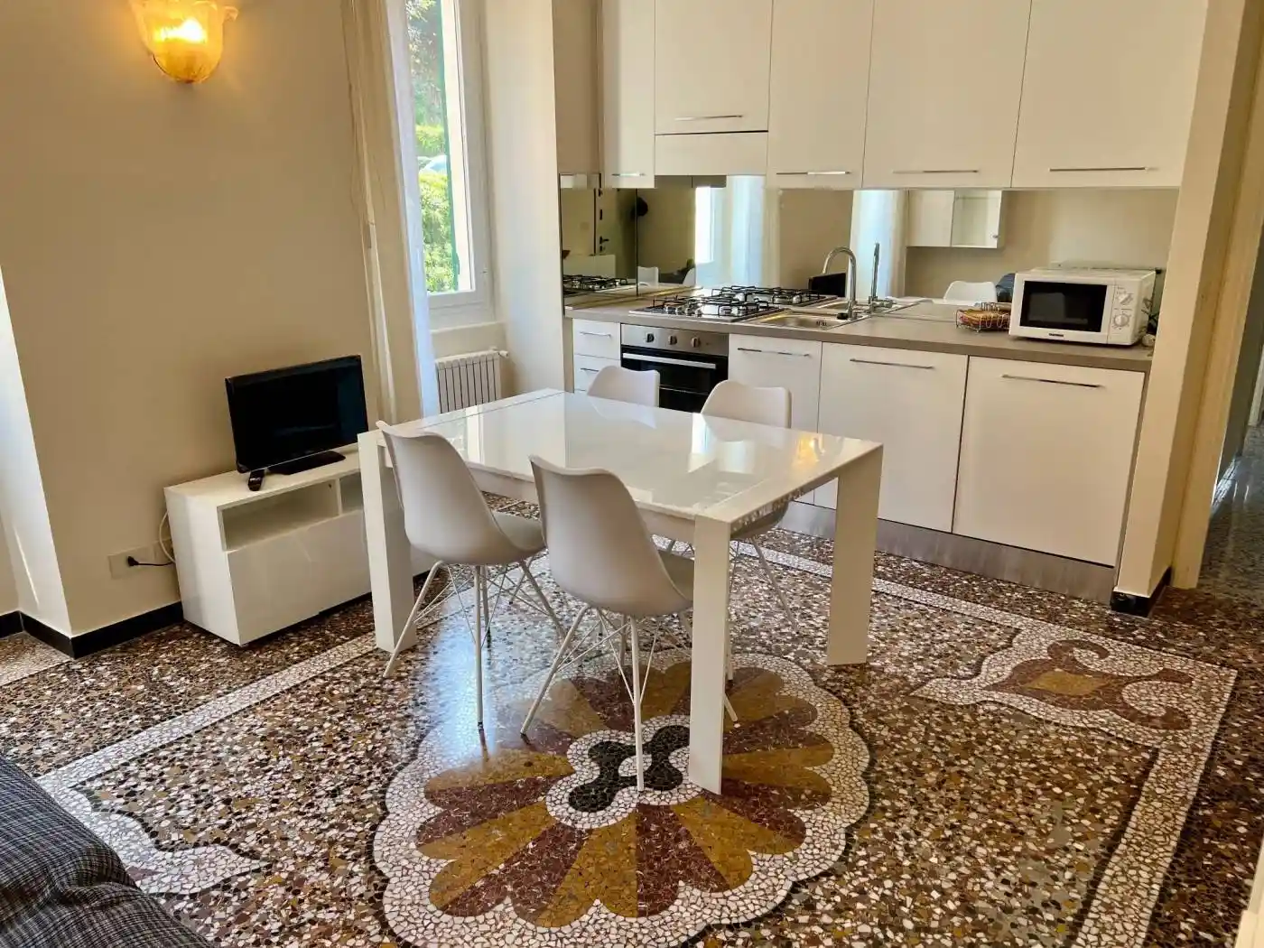 Quadrilocale ottimo stato, secondo piano, Boschetto, Camogli - foto 2