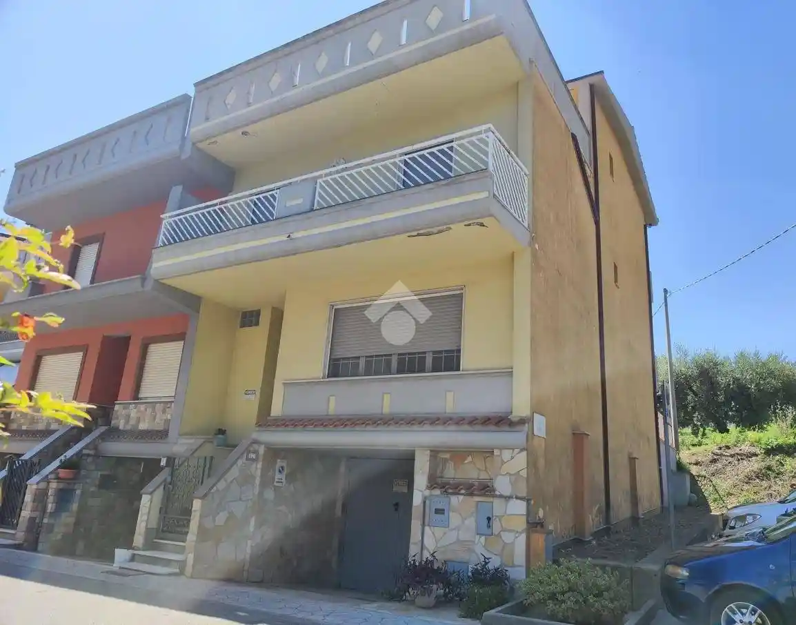 Villa a schiera via Adige 12, Centro, San Salvo - foto 2