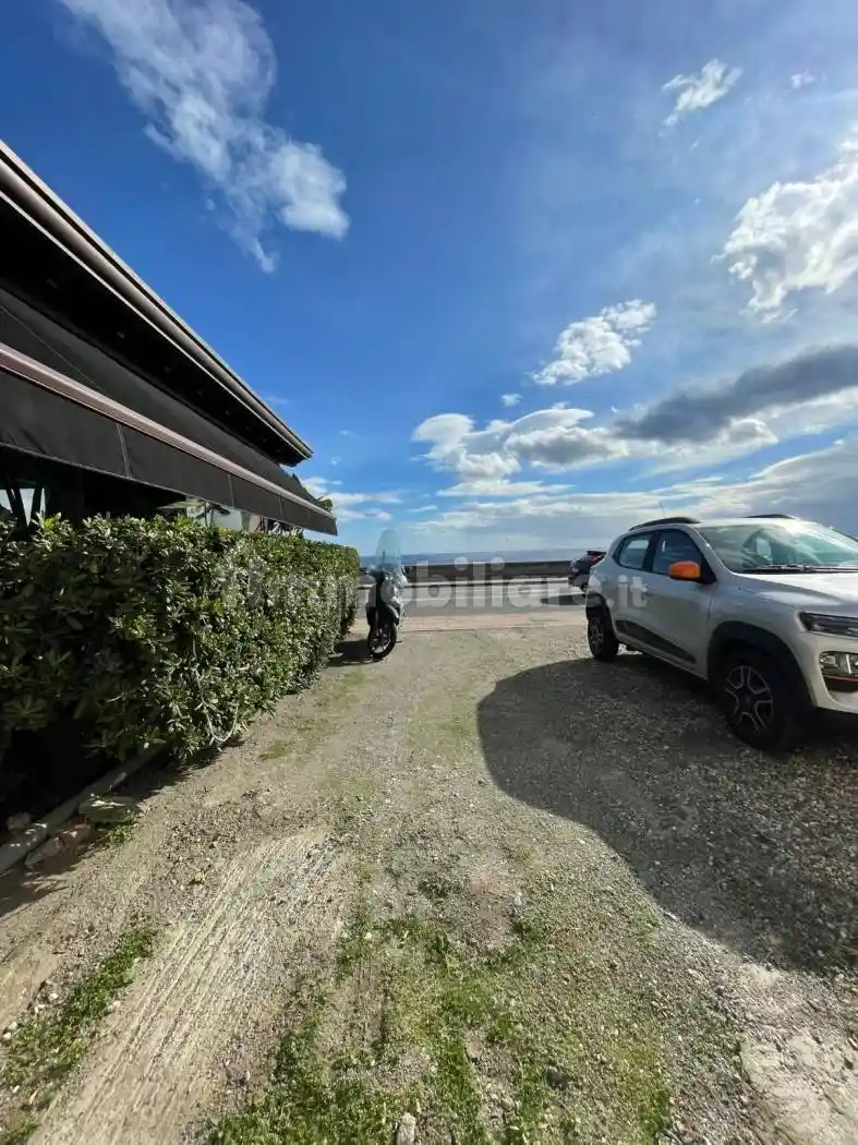 Casa indipendente in vendita a Santa Teresa di Riva