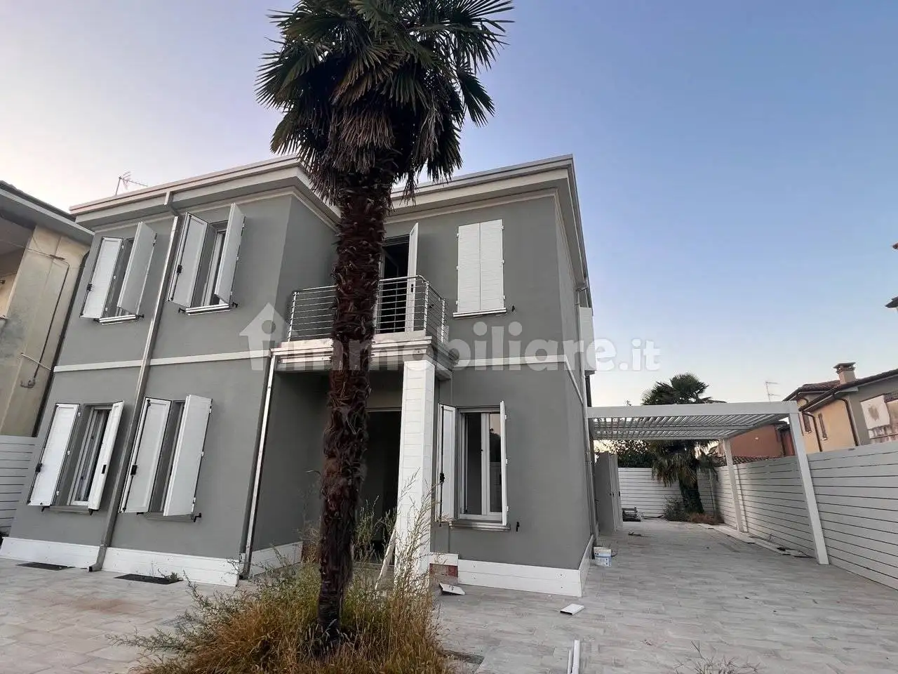 Villa in vendita a Mantova