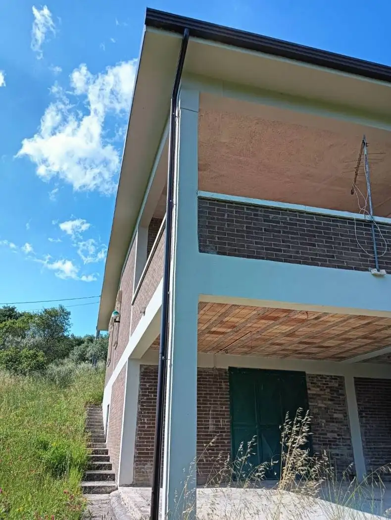 Villa in vendita a Campodipietra