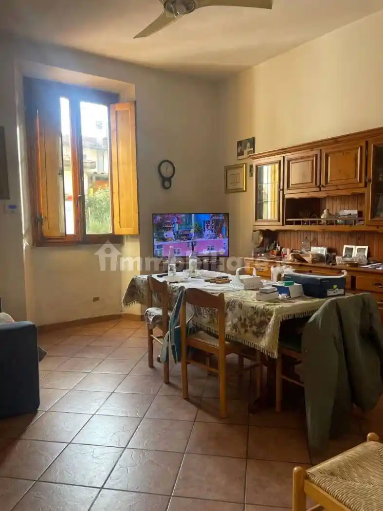 Casa indipendente in vendita a Prato