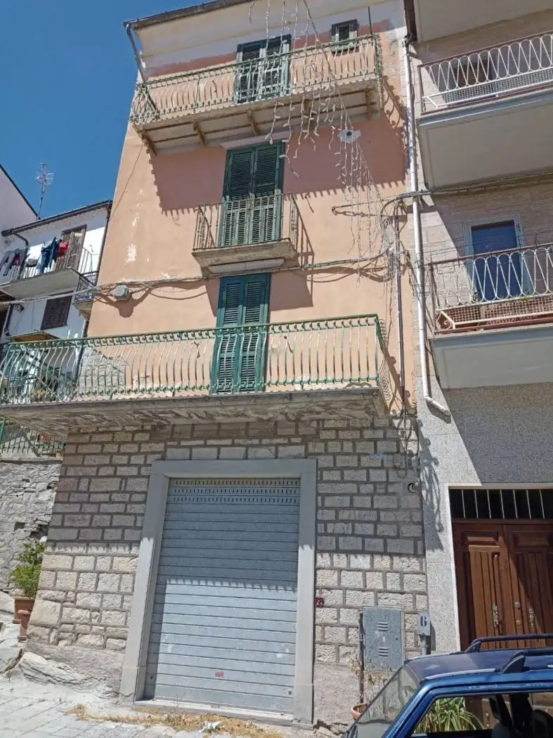 Casa indipendente in vendita a Poggio Sannita