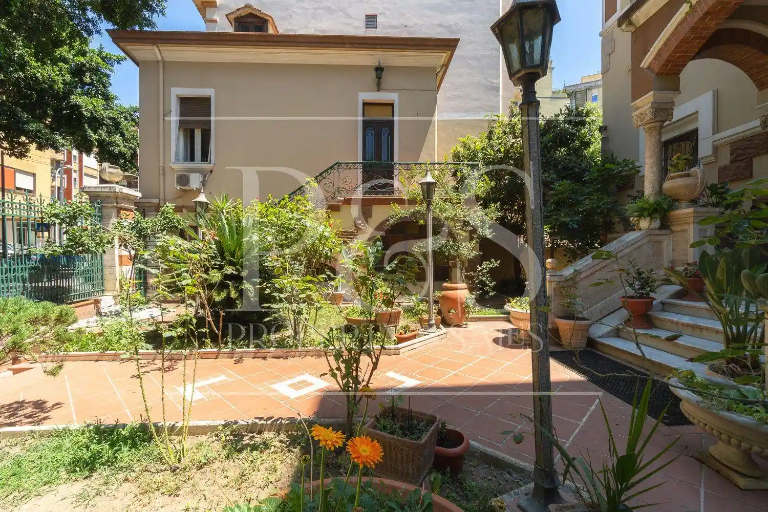 Villa unifamiliare viale Luigi Merello, Tuvixeddu, Cagliari - foto 2