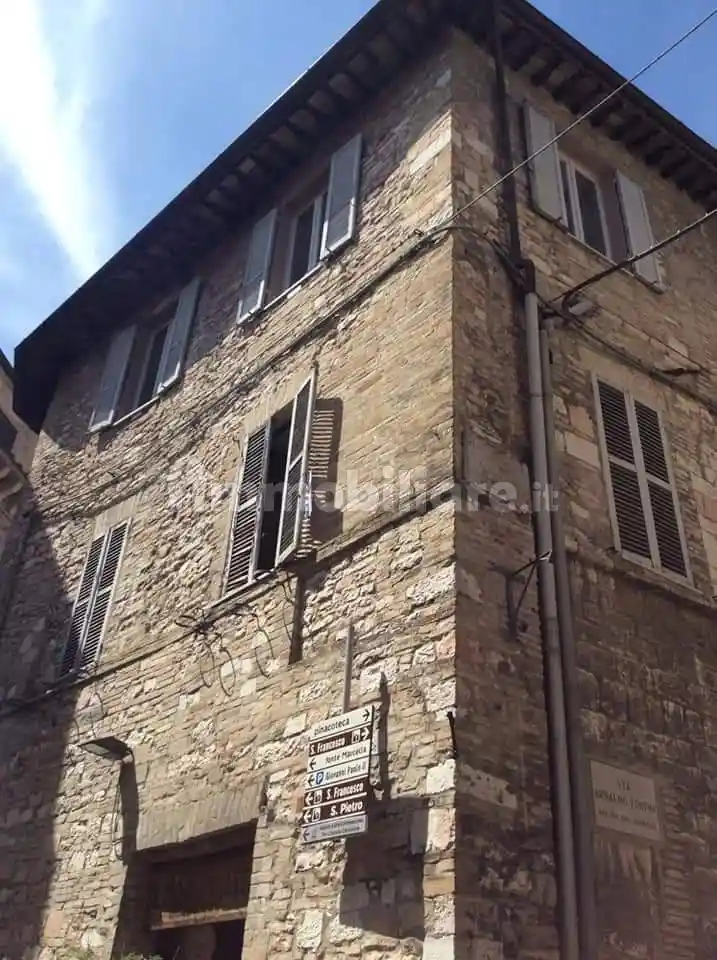 Appartamento in vendita a Assisi