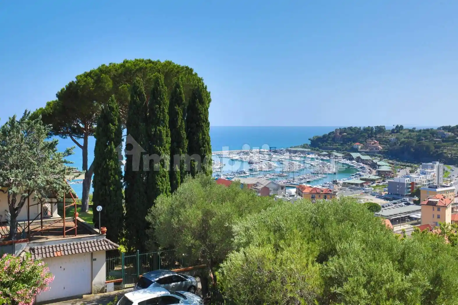 Villa in vendita a Varazze