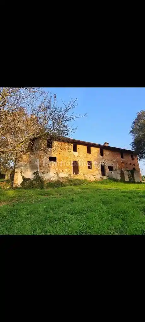 Rustico - Casale in vendita a Collesalvetti