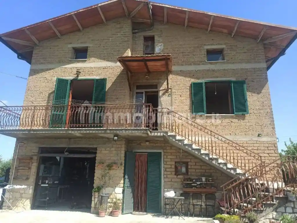 Terratetto unifamiliare 711 m², buono stato, Gioiella, Castiglione del Lago - foto 3