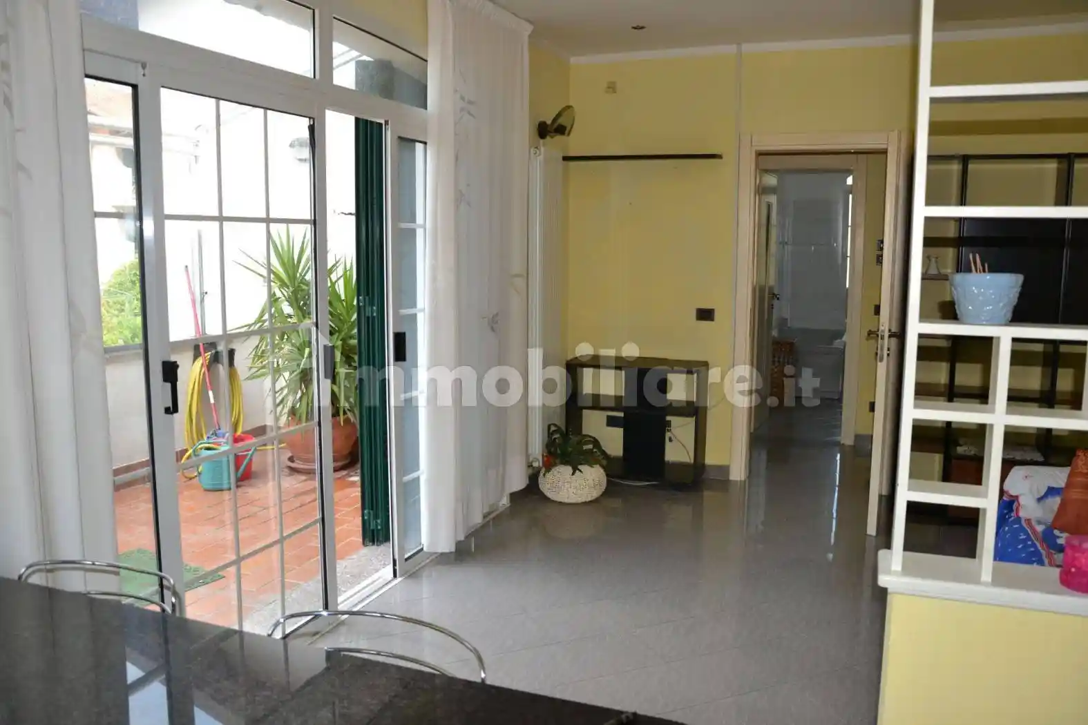 Trilocale piazza Don Giacomo Bonavia, Centro, Villanova d'Albenga - foto 3