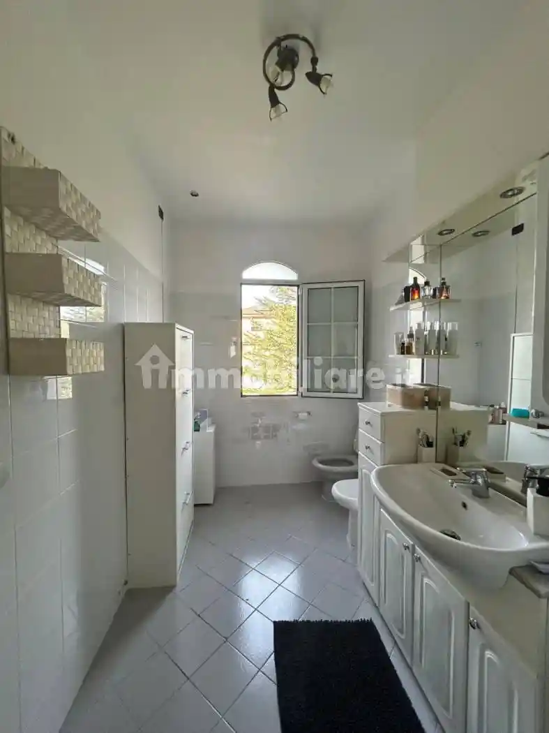 Trilocale piazza Don Giacomo Bonavia, Centro, Villanova d'Albenga - foto 5