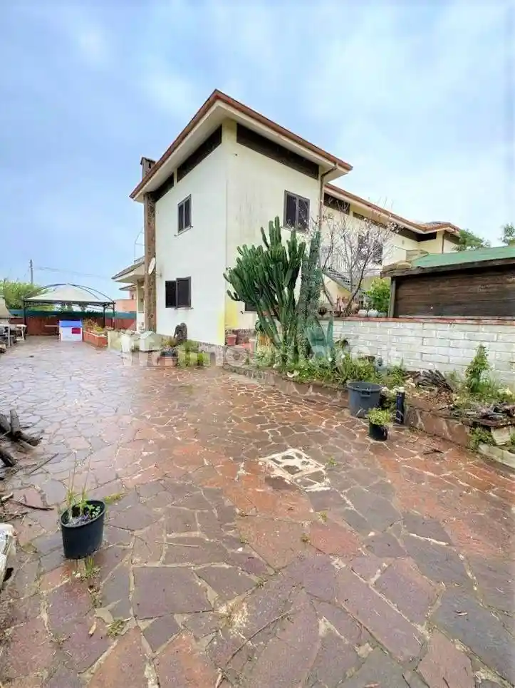 Villa in vendita a Anzio