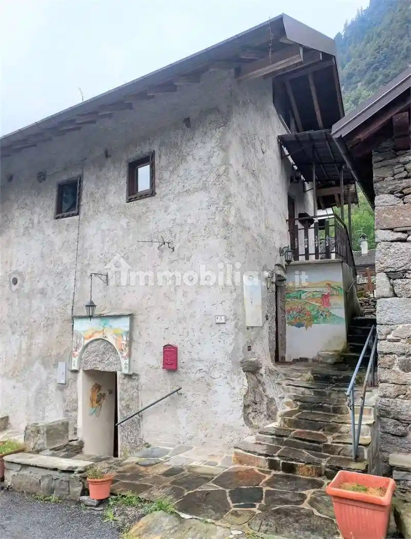 Casa indipendente in vendita a Antrona Schieranco