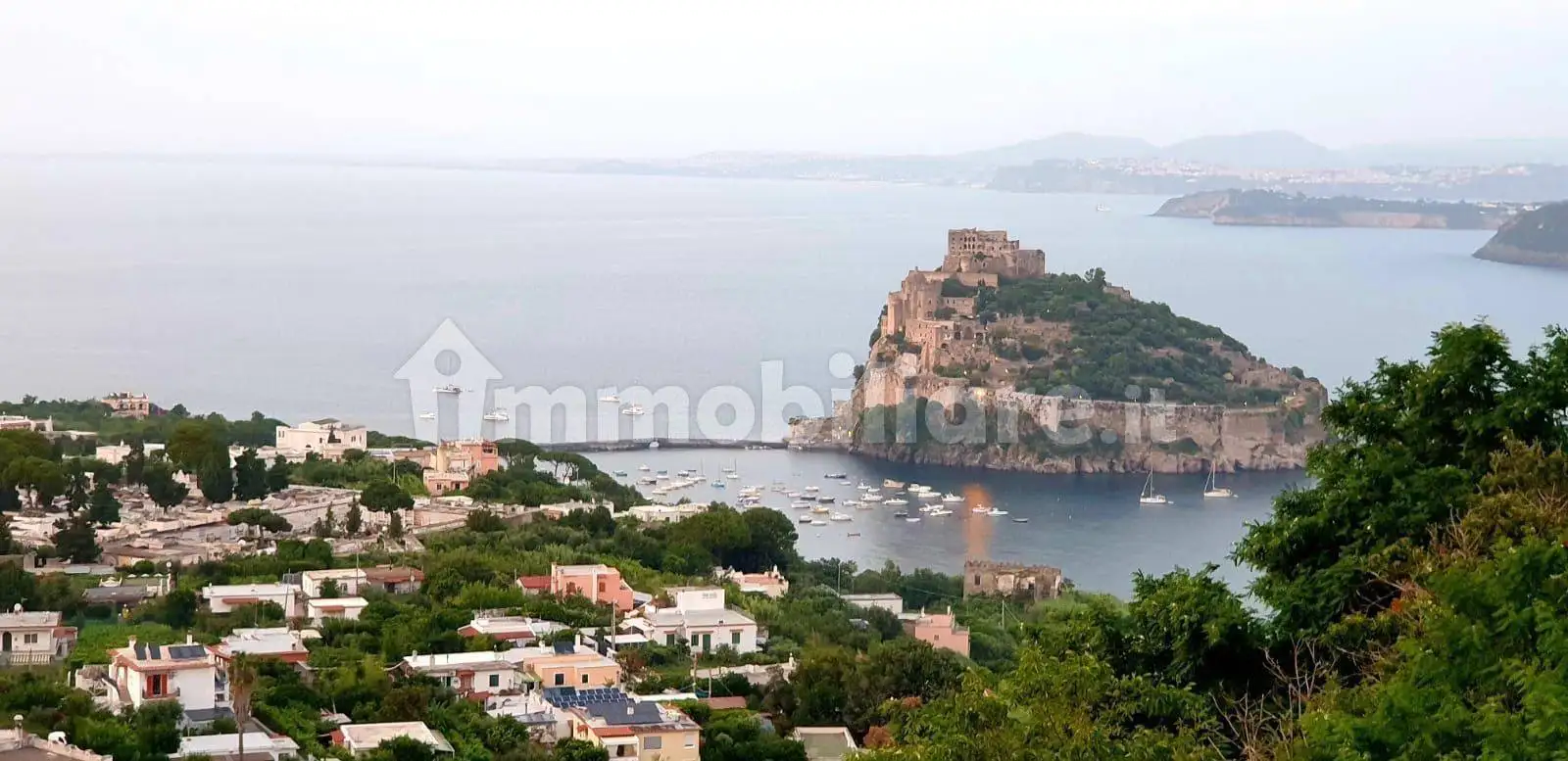 Appartamento in vendita a Ischia